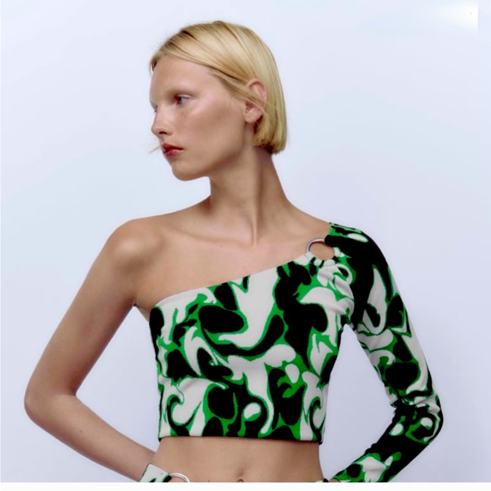 Zara Asymmetrical One Shoulder Green and Black Crop Top